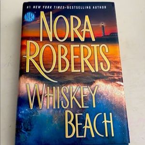 Book Author Nora Roberts Whiskey Beach